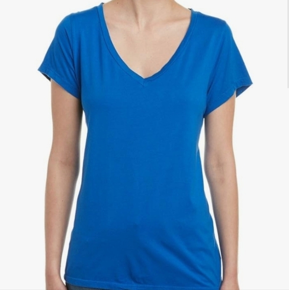 C&C California Tops - C&C California Lucy V-neck T-shirt Blue M